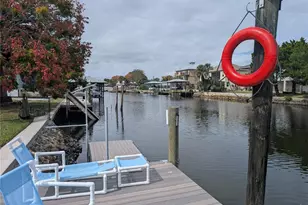 11711 W Bayshore Dr, Crystal River, FL 34429 - Photo 8