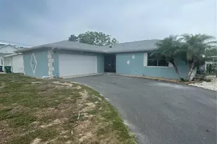 11711 W Bayshore Dr, Crystal River, FL 34429 - Photo 1