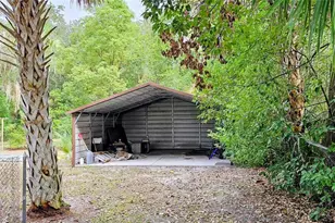 372 W Collins St, Umatilla, FL 32784 - Photo 14