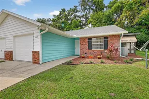 207 Fernwood St, Leesburg, FL 34748 - Photo 2