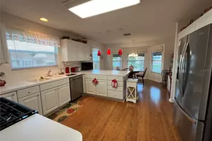 17602 SE 82nd Woodlawn Ave, The Villages, FL 32162 - Photo 10