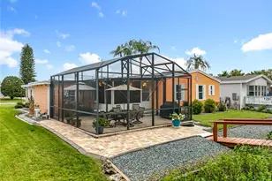 3233 Myakka River Rd, Tavares, FL 32778 - Photo 4