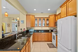 20504 Queen Alexandra Dr, Leesburg, FL 34748 - Photo 14