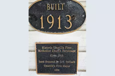 102 S Trowell Avenue, Umatilla, FL 32784 - Photo 2