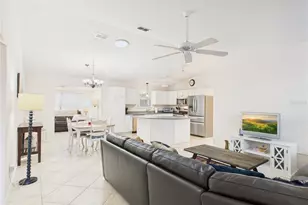 2517 Privada Dr, The Villages, FL 32162 - Photo 2