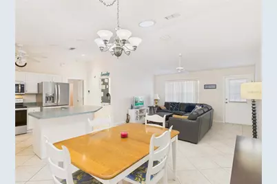 2517 Privada Drive, The Villages, FL 32162 - Photo 4