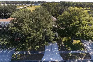 2228 Martins Run, Tavares, FL 32778 - Photo 24