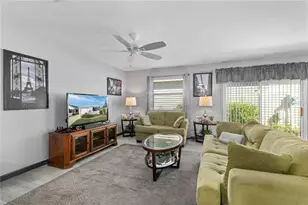 3374 Castlegate Ct, The Villages, FL 32163 - Photo 8
