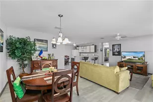 3374 Castlegate Ct, The Villages, FL 32163 - Photo 6