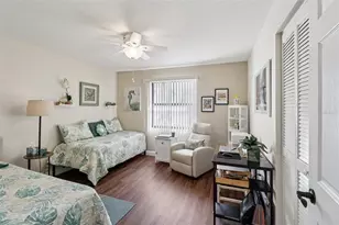 2225 Cypress Ct, Tavares, FL 32778 - Photo 20