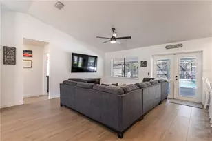 9740 Fairway Cir, Leesburg, FL 34788 - Photo 18