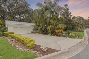 635 Michigan St, Mount Dora, FL 32757 - Photo 2