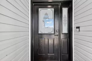 669 Pearson St, The Villages, FL 32162 - Photo 2