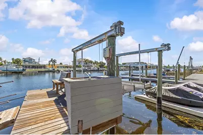 5524 Leeward Lane, New Port Richey, FL 34652 - Photo 4