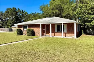 208 Palm Way, Tavares, FL 32778 - Photo 1
