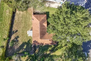 2714 Bayview Dr, Eustis, FL 32726 - Photo 32