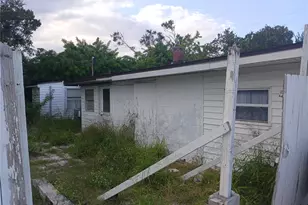 500 W Woodward Ave, Eustis, FL 32726 - Photo 8