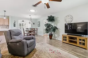 16899 SE 96th Chapelwood Cir, The Villages, FL 32162 - Photo 6