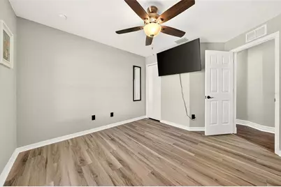 913 Powell Street, Wildwood, FL 34785 - Photo 12