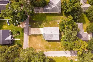 913 Powell St, Wildwood, FL 34785 - Photo 18