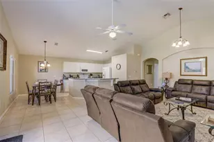 523 Balmoral Dr, Davenport, FL 33896 - Photo 6