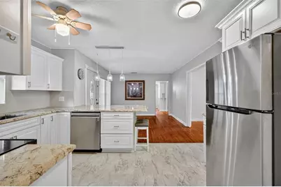 502 Gray Avenue, Wildwood, FL 34785 - Photo 12
