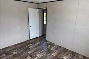 1101 NW 12th Ln, Lake Panasoffkee, FL 33538 - Photo 18