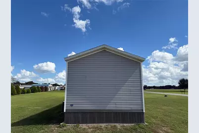 1101 NW 12th Lane, Lake Panasoffkee, FL 33538 - Photo 6