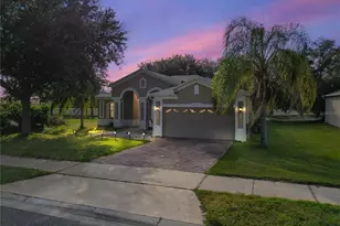 4703 Cape Hatteras Dr, Clermont, FL 34714 - Photo 2