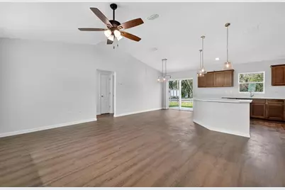 1220 Padgett Circle, Lady Lake, FL 32159 - Photo 4