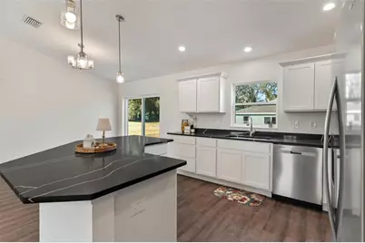 2008 Hollywood, Leesburg, FL 34748 - Photo 16