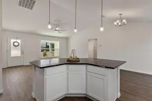 2008 Hollywood, Leesburg, FL 34748 - Photo 18