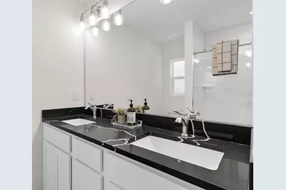 2008 Hollywood, Leesburg, FL 34748 - Photo 22