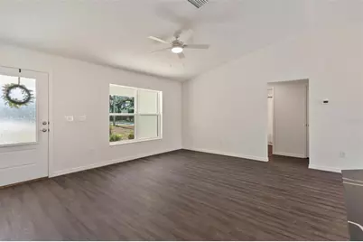 2008 Hollywood, Leesburg, FL 34748 - Photo 10