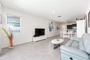 8004 Penrose Pl, Wildwood, FL 34785 - Photo 18