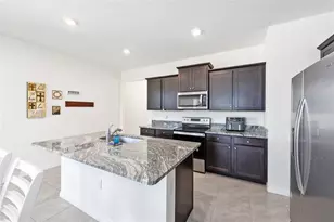 8004 Penrose Pl, Wildwood, FL 34785 - Photo 12