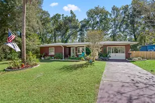 6046 E Loring Ln, Inverness, FL 34452 - Photo 2