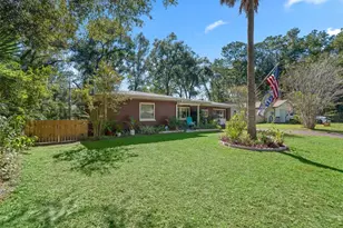 6046 E Loring Ln, Inverness, FL 34452 - Photo 1