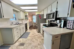 114 Jacaranda Dr, Leesburg, FL 34748 - Photo 30