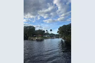 1074 Front Street #51, Welaka, FL 32193 - Photo 20