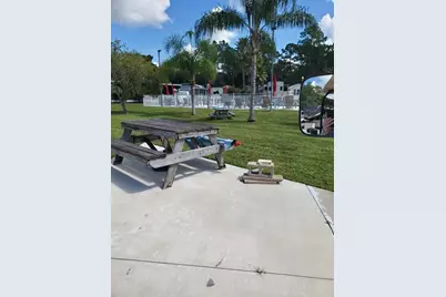 1074 Front Street #51, Welaka, FL 32193 - Photo 4