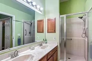 208 Desota Ct, Lady Lake, FL 32159 - Photo 20