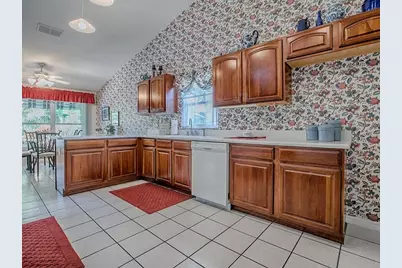 25749 Whisper Oaks Road, Leesburg, FL 34748 - Photo 14