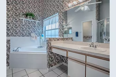 25749 Whisper Oaks Road, Leesburg, FL 34748 - Photo 32