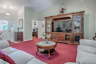 25749 Whisper Oaks Rd, Leesburg, FL 34748 - Photo 10