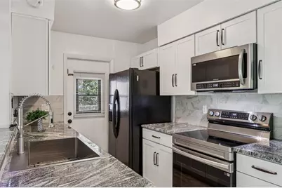 892 Hampton Drive NE, Palm Bay, FL 32905 - Photo 16