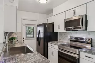 892 Hampton Dr NE, Palm Bay, FL 32905 - Photo 16