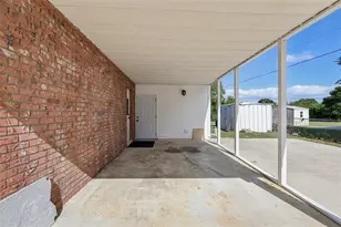 892 Hampton Dr NE, Palm Bay, FL 32905 - Photo 4