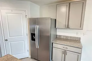 8557 Triumph Cir, Wildwood, FL 34785 - Photo 6