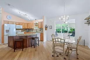 9671 SE 168th Maplesong Ln, The Villages, FL 32162 - Photo 8